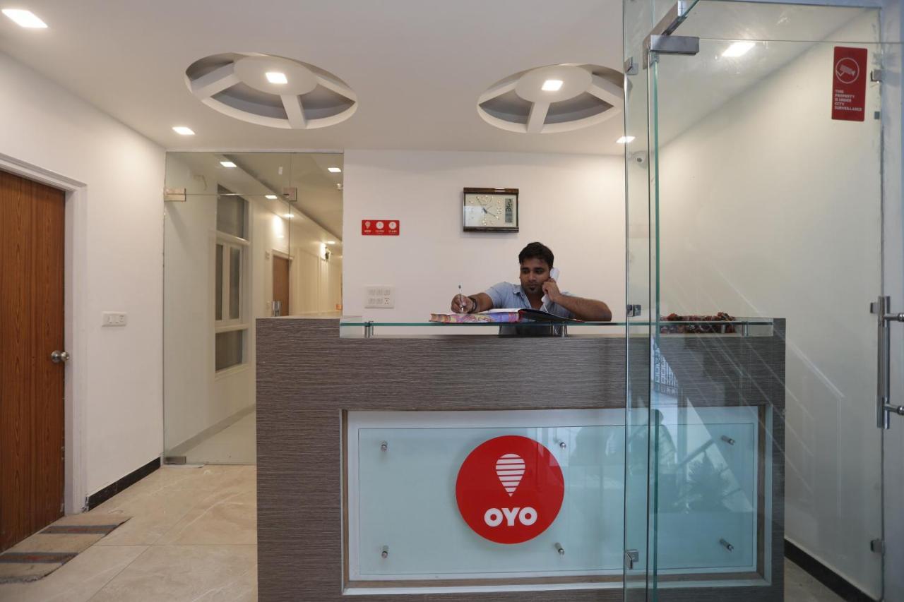 Oyo Hotel Qubic Stay New Delhi Eksteriør bilde