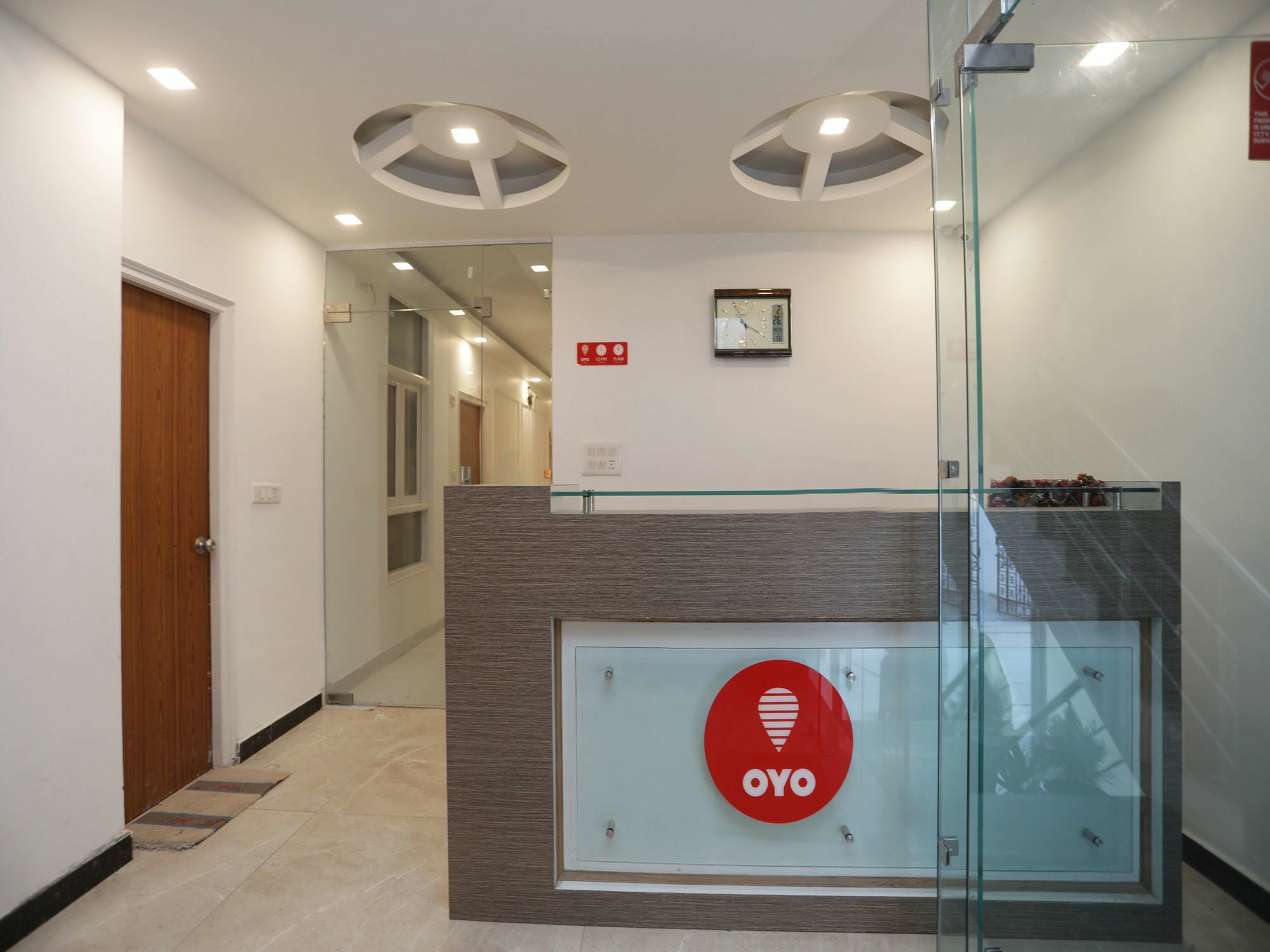 Oyo Hotel Qubic Stay New Delhi Eksteriør bilde