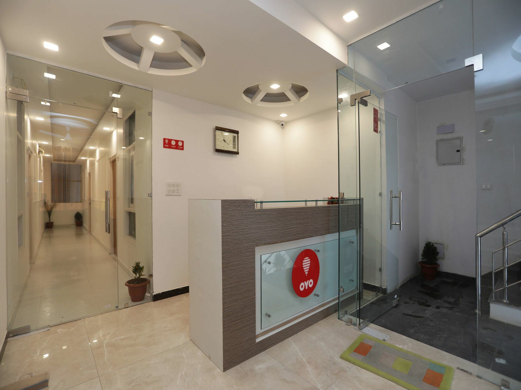 Oyo Hotel Qubic Stay New Delhi Eksteriør bilde